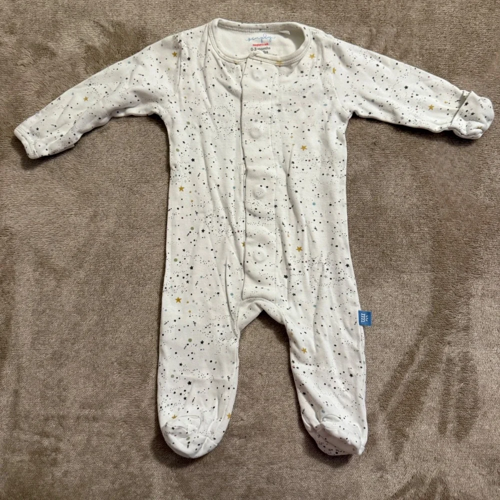 Simply Magnetic Me Organic Cotton Star Print Footed Sleeper 0-3 Months White